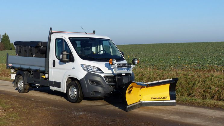 Transporter Kunath Winterkomplettpaket von Kunath Fahrzeugbau GmbH in Roßwein & Döbeln