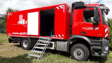 LKW Koffer mit Ladebordwand von Kunath Fahrzeugbau GmbH in Roßwein & Döbeln