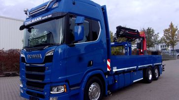 LKW Palfinger Ladekran von Kunath Fahrzeugbau GmbH in Roßwein & Döbeln