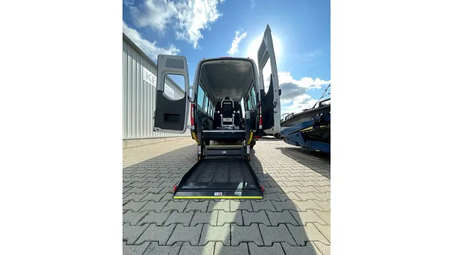 Mercedes Sprinter Umbau zum Behindertentransportwagen