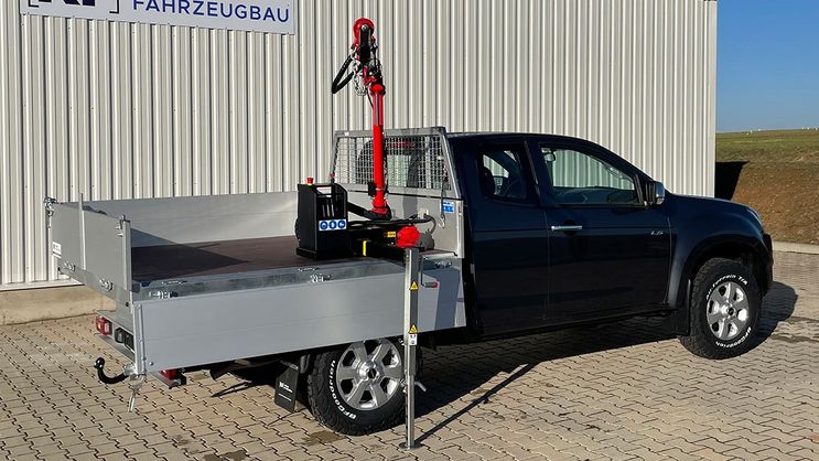 Isuzu D Max, Dreiseitenkipper mit Kran