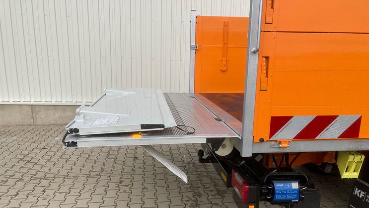 Transporter Kunath Pritsche von Kunath Fahrzeugbau GmbH in Roßwein & Döbeln