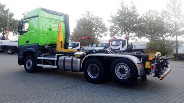 LKW Palfinger Abroller von Kunath Fahrzeugbau GmbH in Roßwein & Döbeln