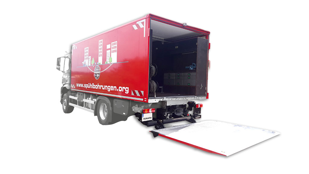 LKW Koffer mit Ladebordwand von Kunath Fahrzeugbau GmbH in Roßwein & Döbeln