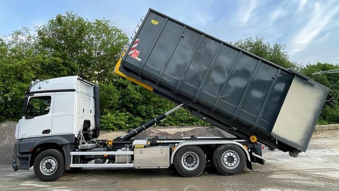 MB Arocs mit Paldinger PH T20a Abrollkipper