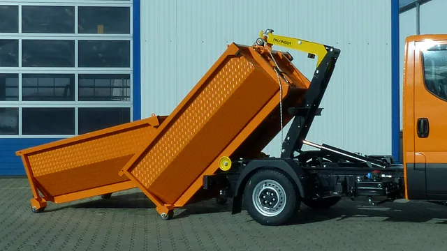 Kunath Abrolleraufbau mit STACS Container von Kunath Fahrzeugbau GmbH in Roßwein & Döbeln